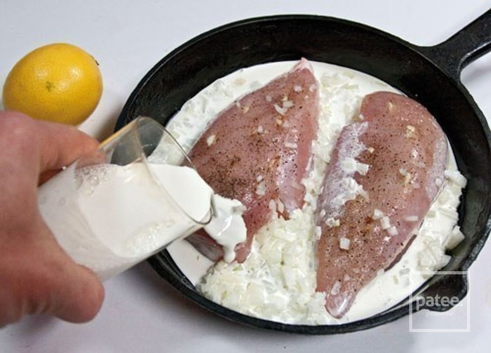 Куриные грудки, запеченные в сливках с сыром - Шаг 2
