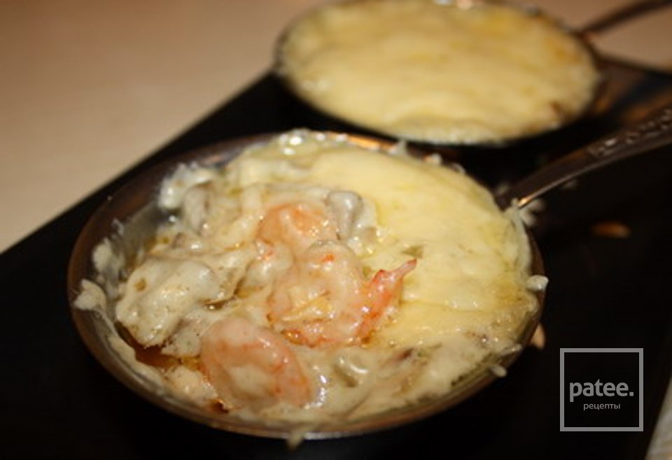 Жюльен с мидиями и креветками - Шаг 5