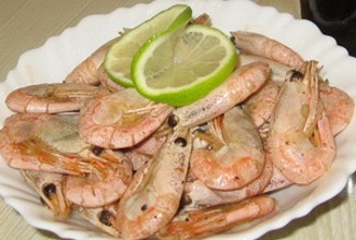 Креветки с лимоном и соевым соусом