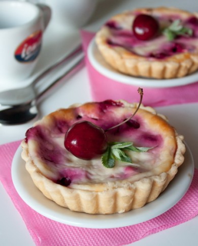 Песочные корзиночки с вишней - Шаг 7