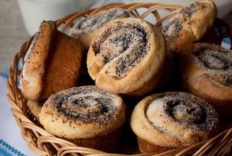 Булочки с маком
