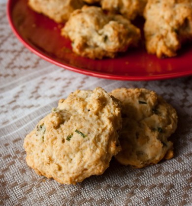 Печенье с зеленым луком и голубым сыром - Шаг 5