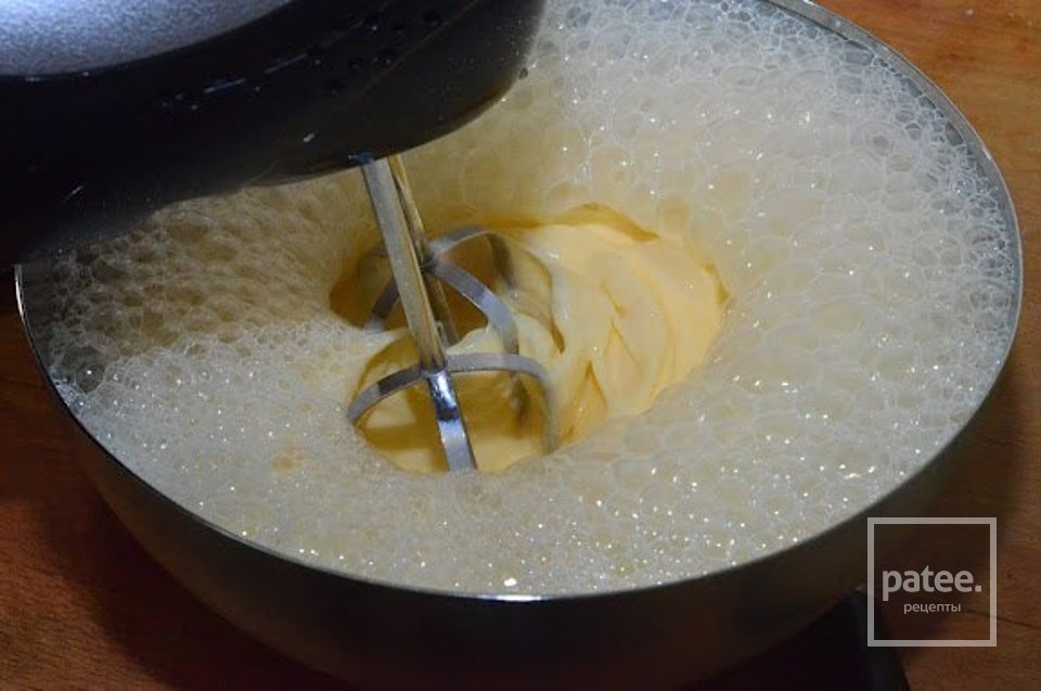 Запеканка со сливами - Шаг 2