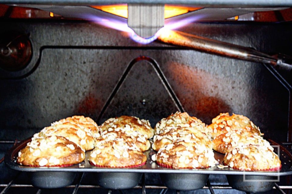 Банановые кексы с овсянкой и орехами - Шаг 5