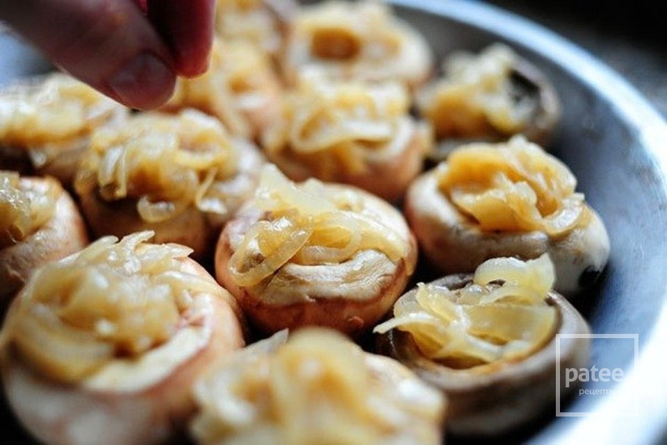 Французские грибочки с запеченным сыром - Шаг 4