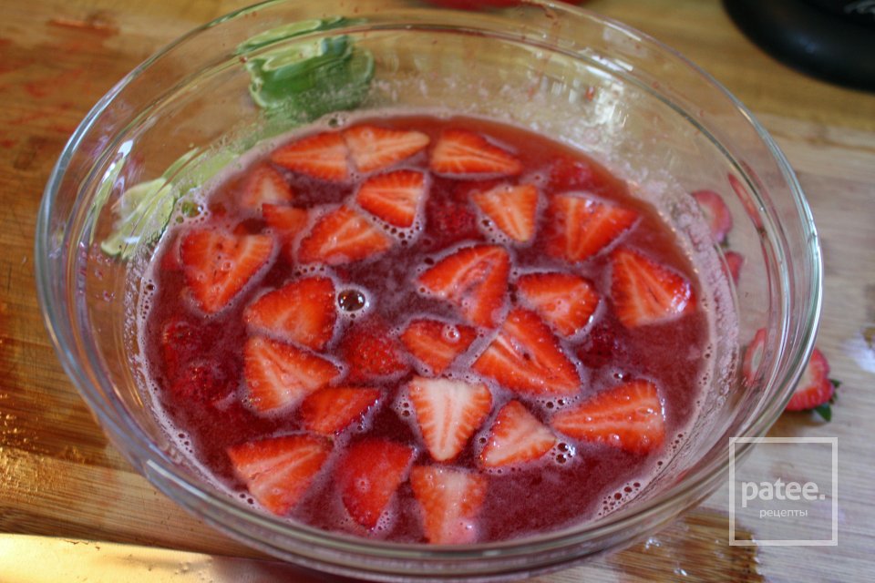 Клубничная сангрия - Шаг 6