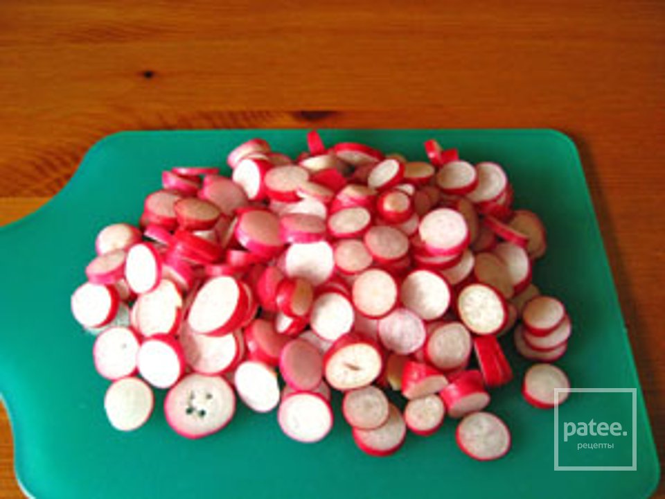 Салат из черемши и редиса - Шаг 2