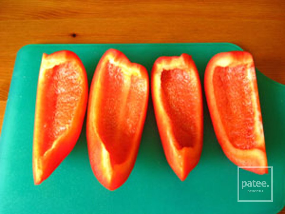 Болгарский перец с сыром, чесноком и оливками - Шаг 6