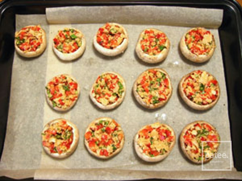 Фаршированные шампиньоны - Шаг 7