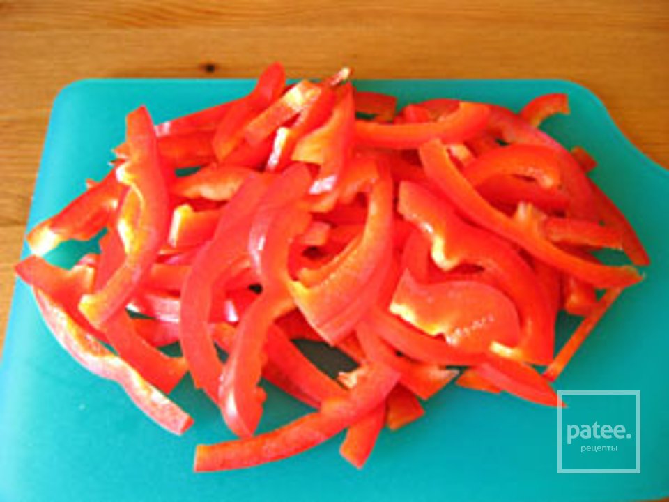 Салат из семги, огурца и болгарского перца - Шаг 6