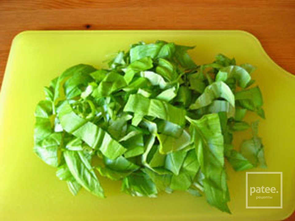 Салат из семги, огурца и болгарского перца - Шаг 8