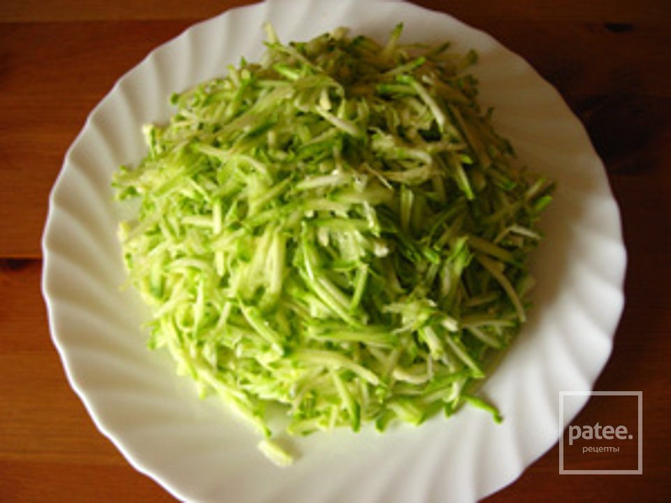 Оладьи из кабачков - Шаг 1