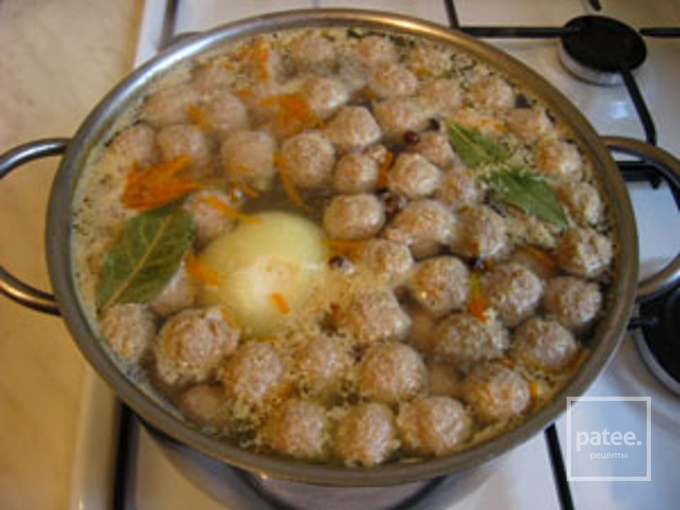 Вареный фарш фото. Кухня наизнанку приготовление фарша. Сколько варить фарш в супе. Сколько варить фарш. Приготовление фарша для фрикаделек.