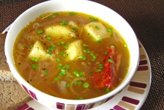 Капустник на копченых ребрышках