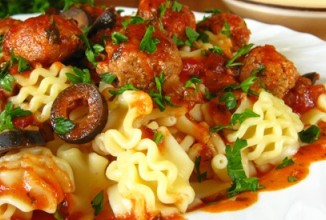 Мини-тефтели в томатном соусе