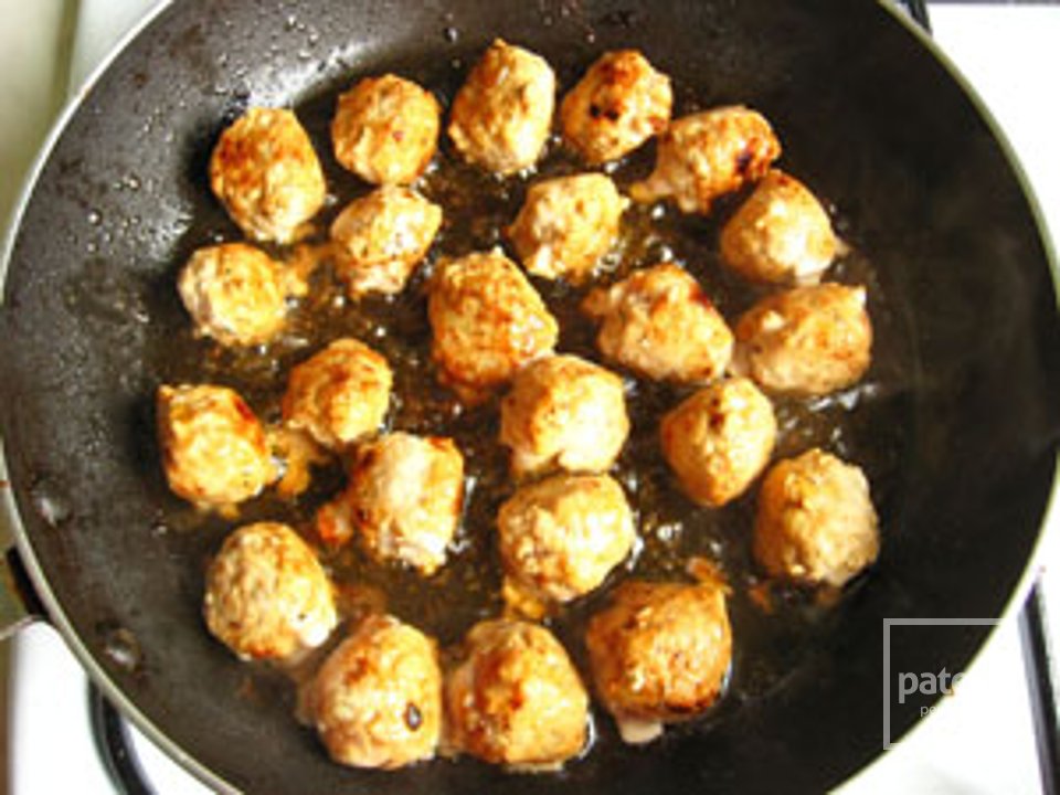 Мини-тефтели в томатном соусе - Шаг 10