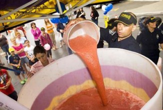 Установлен новый рекорд крупнейшего смузи