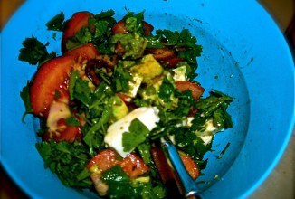 Летний салат с петрушкой