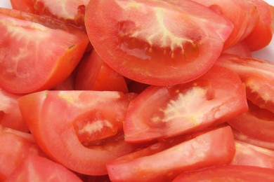 Летний салат с петрушкой - приготовление