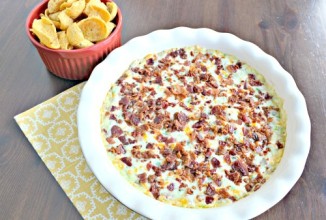 Сливочный соус с сыром и беконом