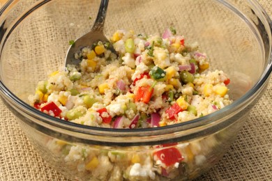 Салат с киноа и сыром - приготовление