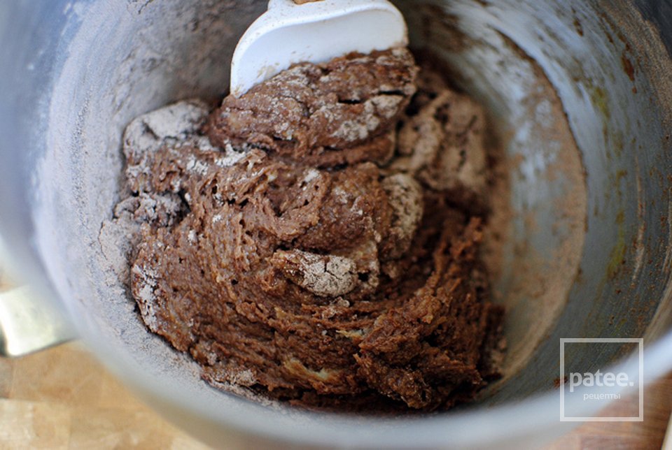 Брауни с ореховым маслом, зефиром и шоколадными чипсами - Шаг 6