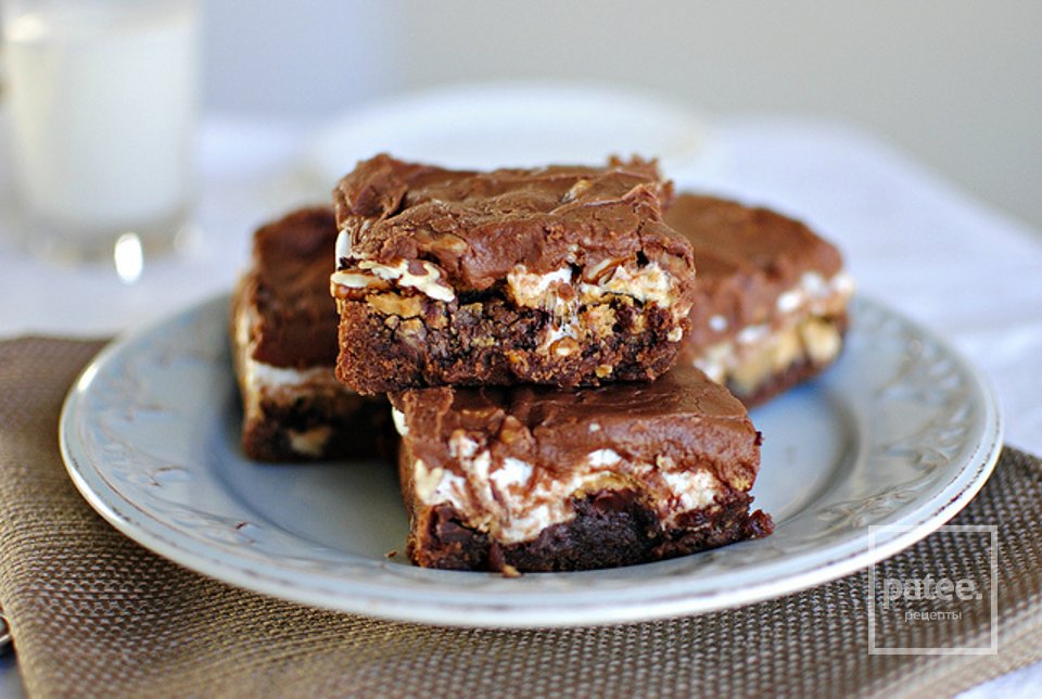 Брауни с ореховым маслом, зефиром и шоколадными чипсами - Шаг 18