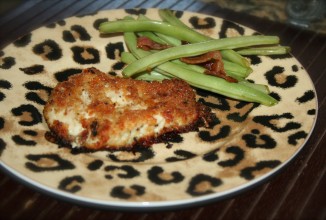 Куриное филе в сухарях и сыре