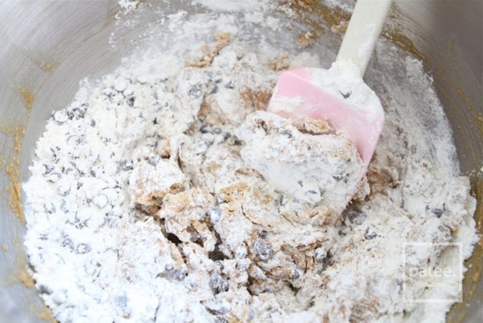 Мороженое со вкусом йогурта и печенья с шоколадом - Шаг 8