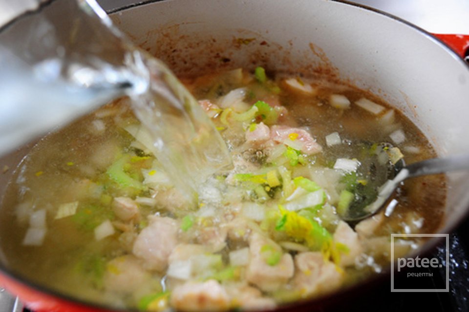 Тайский куриный суп с кинзой и рисом - Шаг 7