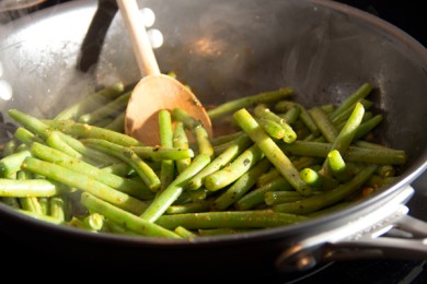 Фасоль с томатным соусом - приготовление