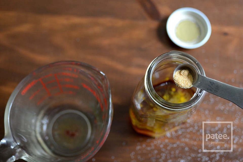 Салат с грецкими орехами, грушей и сыром горгондзола - Шаг 5