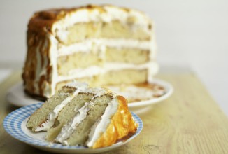 Грушевый торт в карамели