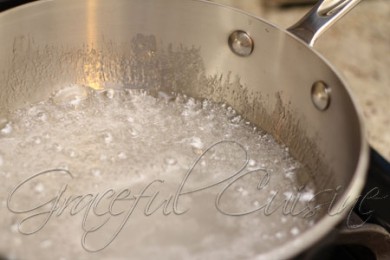 Грушевый торт в карамели - приготовление