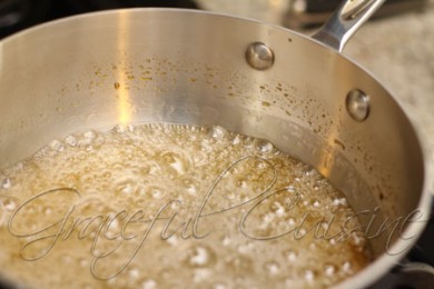 Грушевый торт в карамели - приготовление