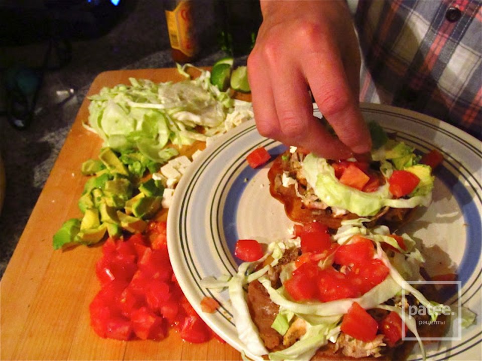 Тостадас с курицей и перцем чили - Шаг 7