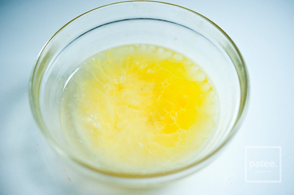 Сладкая лепешка с черникой и сыром бри - Шаг 4