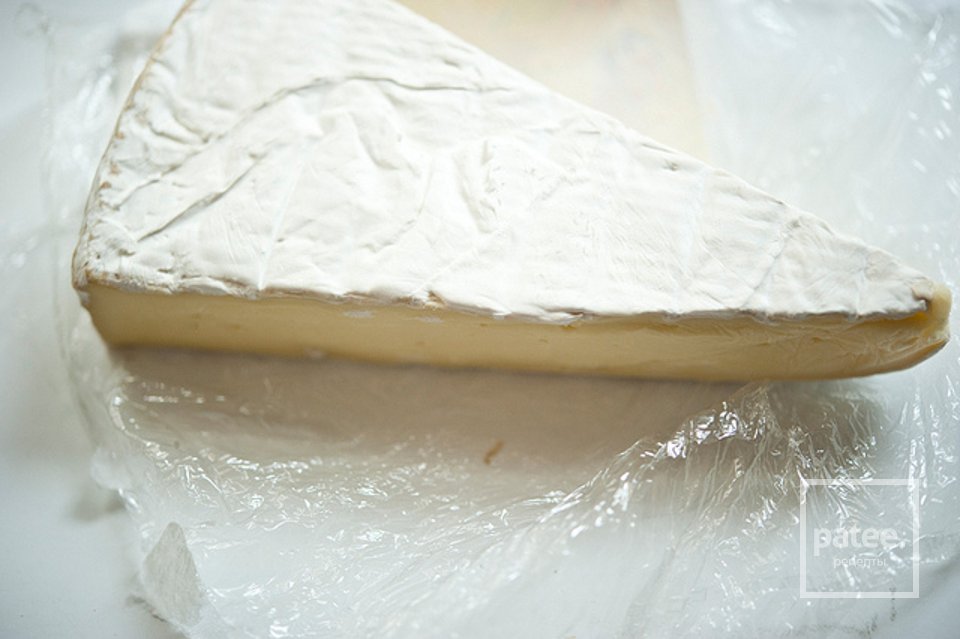 Сладкая лепешка с черникой и сыром бри - Шаг 11