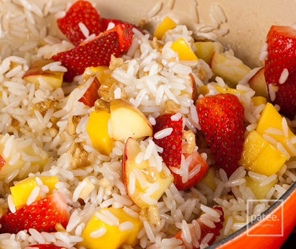 Горячий рисовый салат с фруктами - Шаг 4