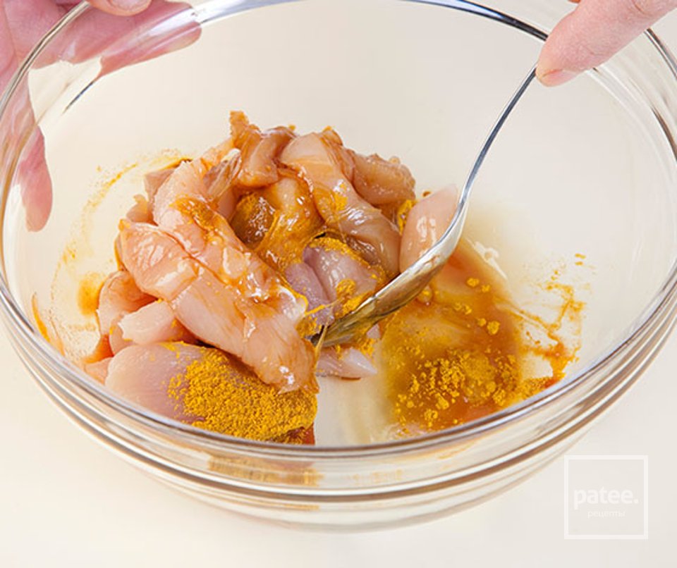 Курица с рисом карри по-индонезийски - Шаг 1