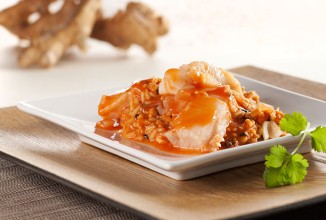 Палтус с рисом-карри под томатным соусом