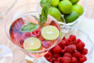 Малиново-базиликовый мохито