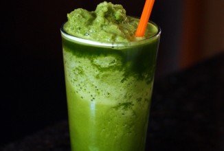 Охлаждающий зеленый лимонад