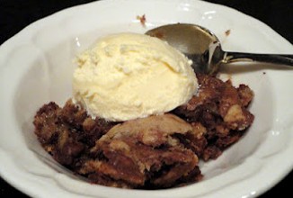 Теплый шоколадный пирог в сковороде