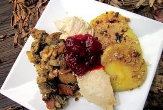 Гарнир из хлеба на закваске и грибов