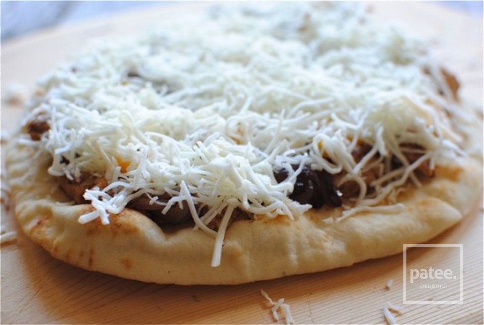 Простая острая пицца на лепешке - Шаг 7