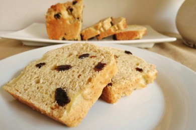 Хлеб с изюмом и яблоками - приготовление