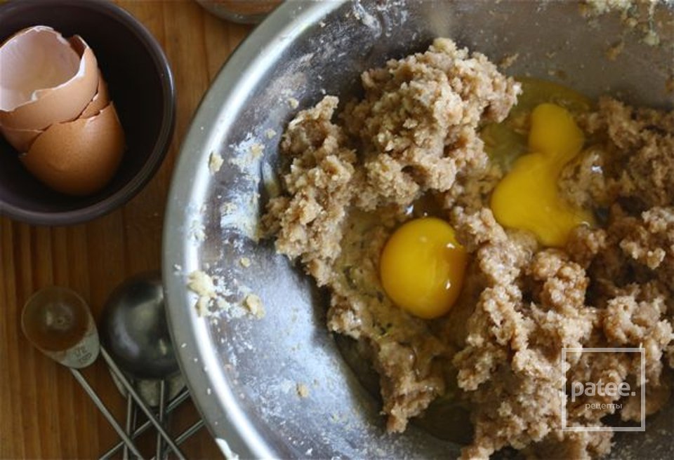 Соленое печенье с шоколадными чипсами - Шаг 1