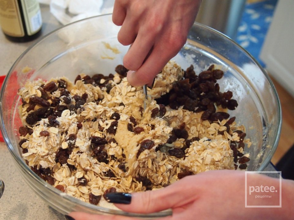 Овсяное печенье с изюмом и кокосовой стружкой - Шаг 5