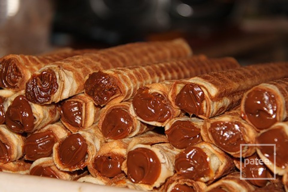 Вафельные трубочки со сгущенкой. - Шаг 2